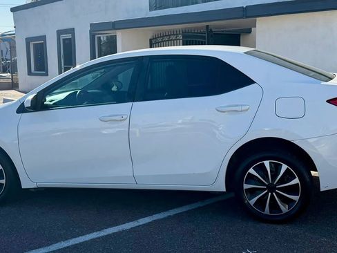 Used 2014 Toyota Corolla LE FWD image 4