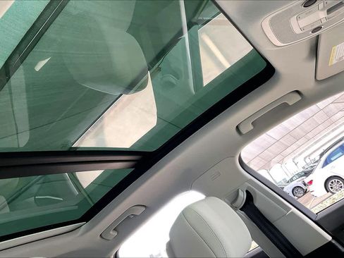 Used 2023 Audi Q3 2.0T Premium w/ Convenience Package image 14