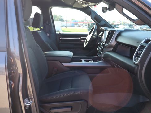 Used 2025 RAM 1500 Big Horn AWD/4WD image 12