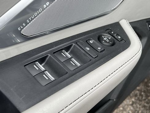 Used 2019 Acura RDX AWD w/ Advance Package image 16
