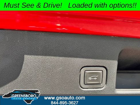 Used 2024 Chevrolet Equinox EV RS FWD image 32