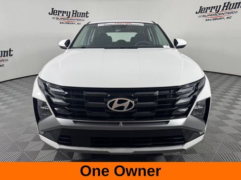 Used 2025 Hyundai Tucson SE FWD image 4