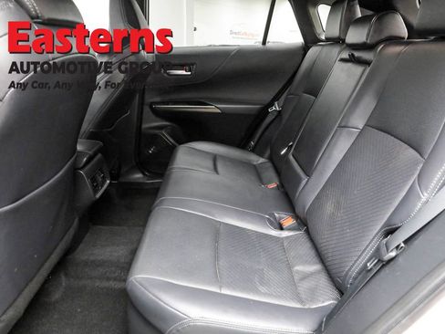 Used 2023 Toyota Venza Limited image 20