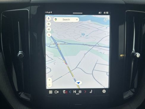 Certified 2025 Volvo XC60 B5 Plus image 22