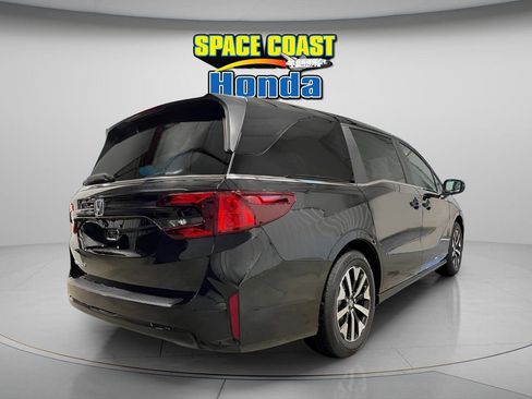 New 2026 Honda Odyssey EX-L image 7