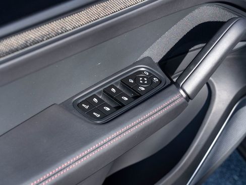 Certified 2024 Porsche Cayenne Turbo GT image 21