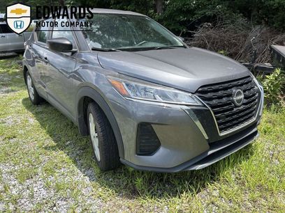 Used 2022 Nissan Kicks S