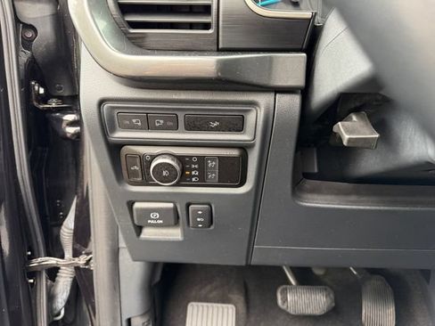 Used 2022 Ford F150 XLT w/ Equipment Group 302A High AWD/4WD image 22