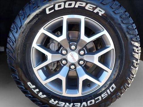 Used 2019 GMC Canyon All Terrain w/ Trailering Package image 7