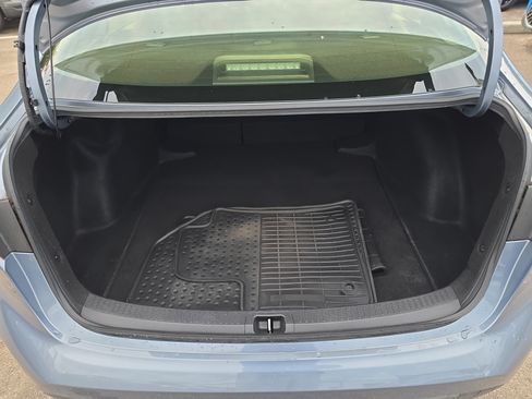Used 2022 Toyota Corolla LE FWD image 10