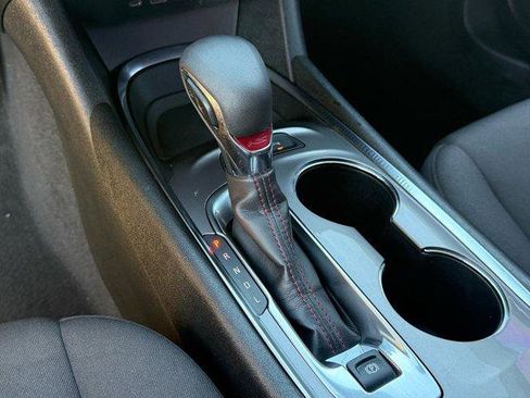 Used 2022 Chevrolet Malibu RS image 23