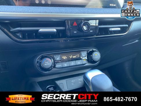 Used 2026 Nissan Kicks SV w/ Charging Package AWD/4WD image 16