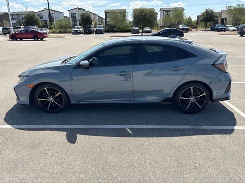 Used 2021 Honda Civic Sport image 2