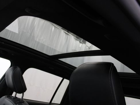 Used 2022 Jeep Grand Cherokee Overland image 10