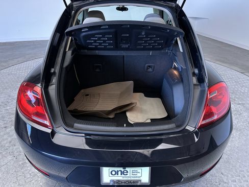 Used 2013 Volkswagen Beetle 2.0T FWD image 24