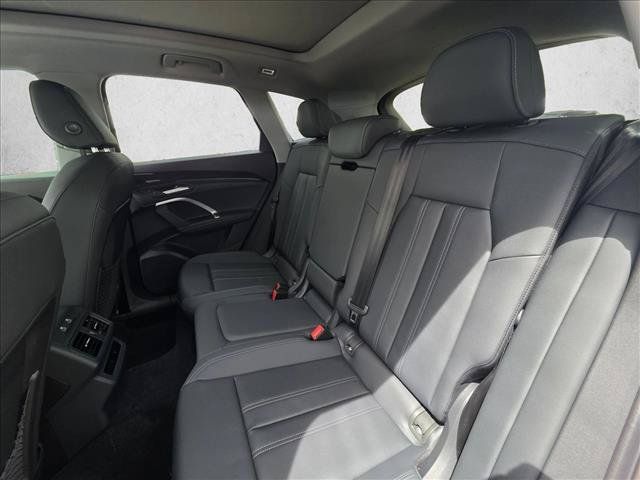 New 2026 Audi Q5 Premium AWD/4WD image 13