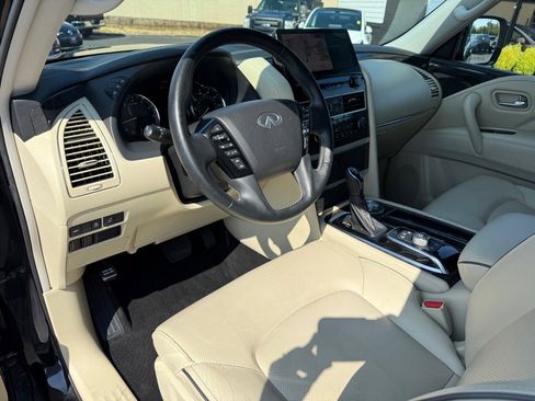 Used 2023 INFINITI QX80 Luxe w/ Cargo Package image 16