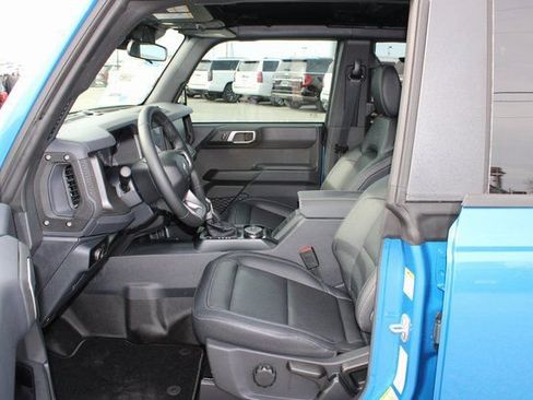 New 2025 Ford Bronco Big Bend w/ Black Diamond Package AWD/4WD image 7