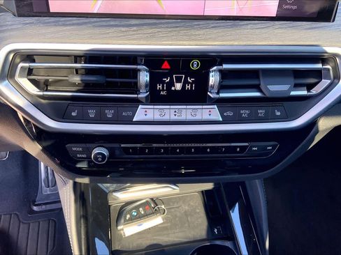 Certified 2024 BMW X4 M40i w/ Premium Package image 34