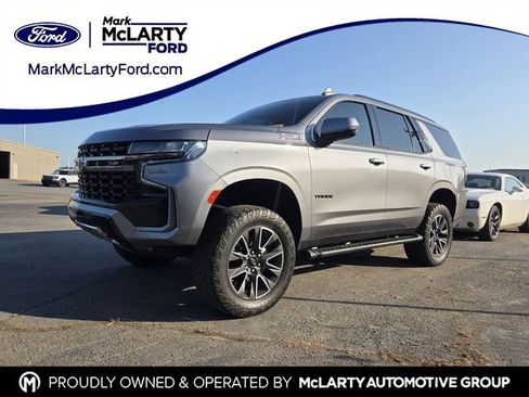 Used 2021 Chevrolet Tahoe Z71 w/ Luxury Package AWD/4WD image 1
