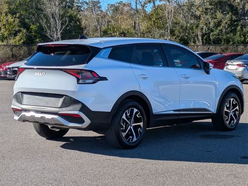 Used 2025 Kia Sportage EX image 5