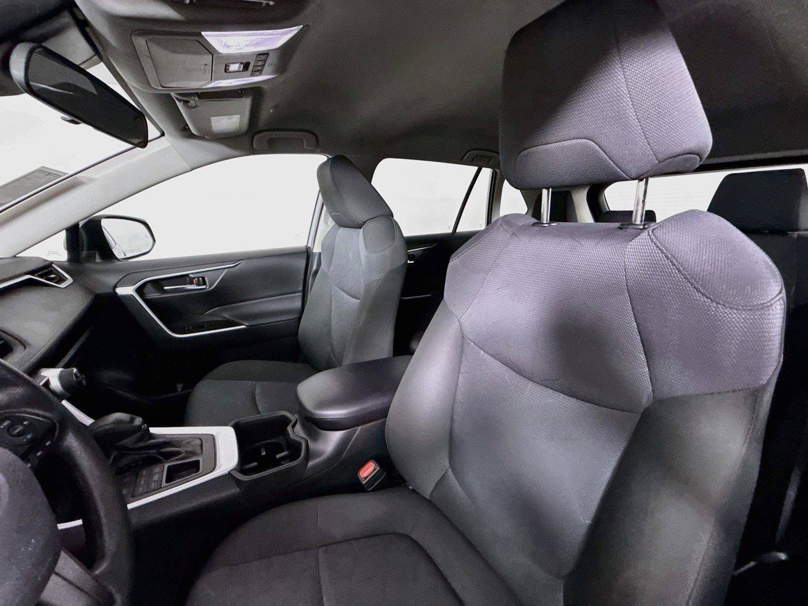Certified 2025 Toyota RAV4 XLE AWD/4WD image 3