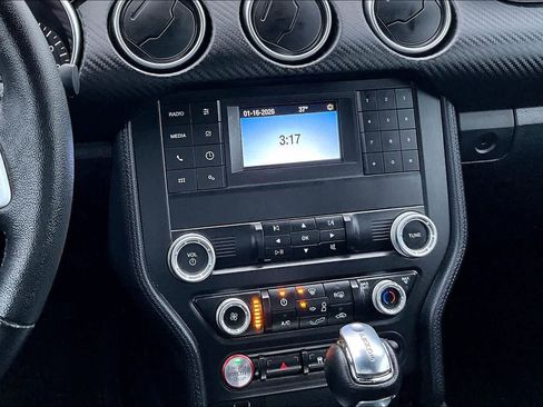 Used 2022 Ford Mustang Coupe image 15