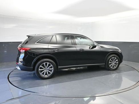 Used 2024 Mercedes-Benz GLC 300 4MATIC image 15