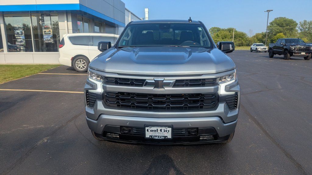 New 2026 Chevrolet Silverado 1500 RST w/ Safety Package AWD/4WD image 2