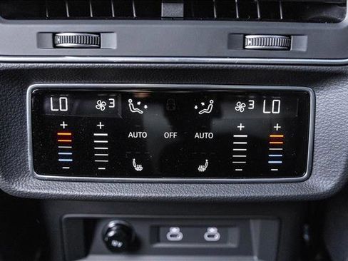 New 2026 Audi Q7 3.0T Premium Plus AWD/4WD image 21