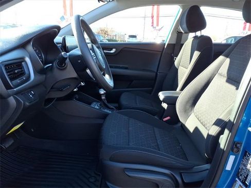 Used 2023 Kia Rio S w/ Technology Package image 9