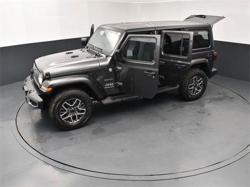 Used 2024 Jeep Wrangler Sahara w/ Technology Group image 27