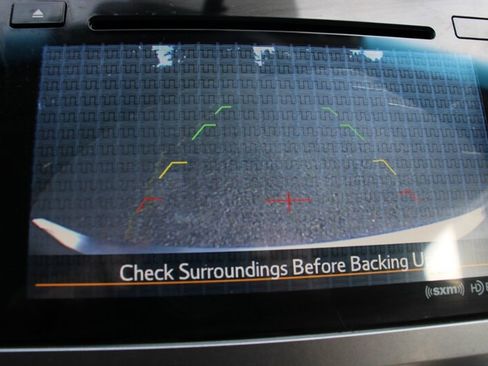 Used 2015 Subaru Outback 2.5i Premium image 9