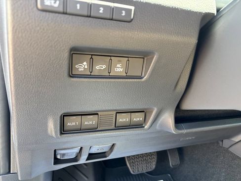 Certified 2026 Lexus GX 550 AWD/4WD image 13