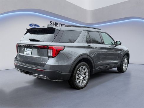 New 2026 Ford Explorer Active w/ Active Comfort Package image 5