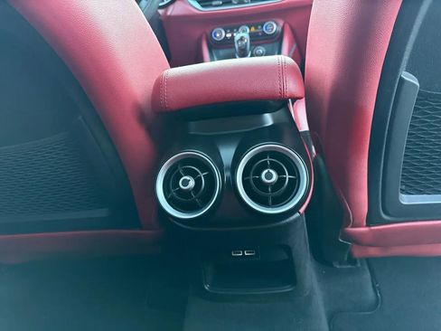 Used 2019 Alfa Romeo Stelvio AWD w/ Nero Edizione image 31