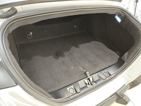 Used 2022 Ferrari Roma RWD image 20