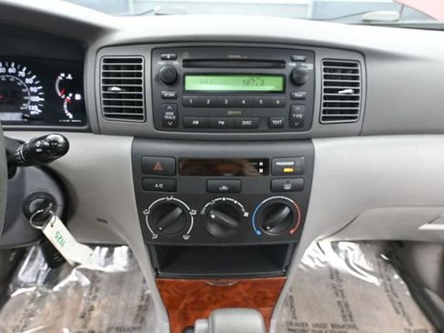 Used 2005 Toyota Corolla LE FWD image 27