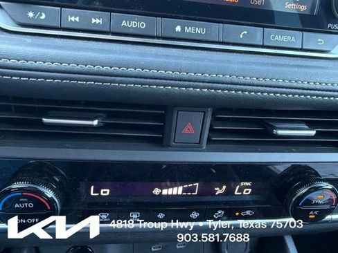 Used 2024 Nissan Rogue SV FWD image 19
