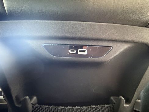 Used 2025 Chrysler Pacifica Select FWD image 26