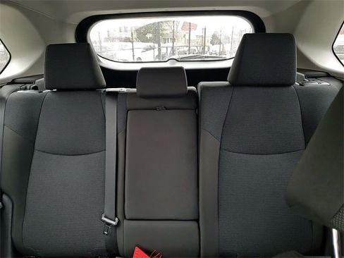 Certified 2025 Toyota RAV4 LE image 21