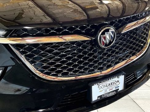 Certified 2024 Buick Enclave Avenir w/ Trailering Package, 5000 lbs. AWD/4WD image 10