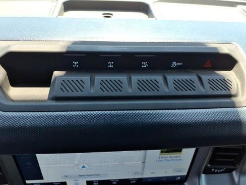 Used 2023 Ford Bronco Outer Banks w/ Sasquatch Package AWD/4WD image 27