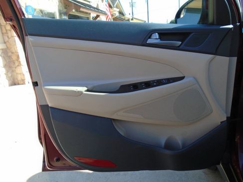Used 2016 Hyundai Tucson SE FWD image 28