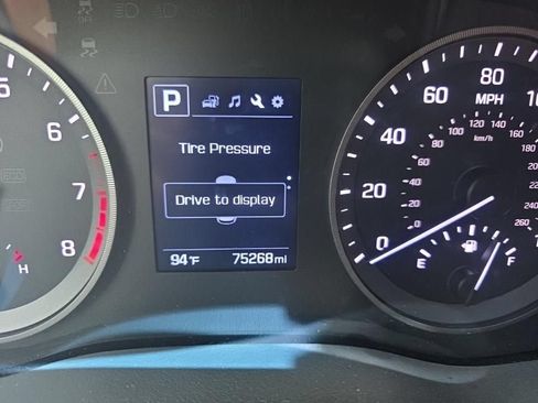 Used 2017 Hyundai Tucson Sport w/ Cargo Package AWD/4WD image 7