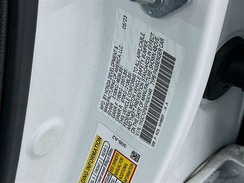 Used 2023 Honda Accord Touring image 12