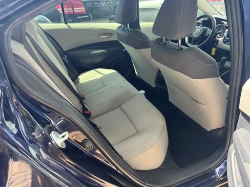 Used 2021 Toyota Corolla LE FWD image 22