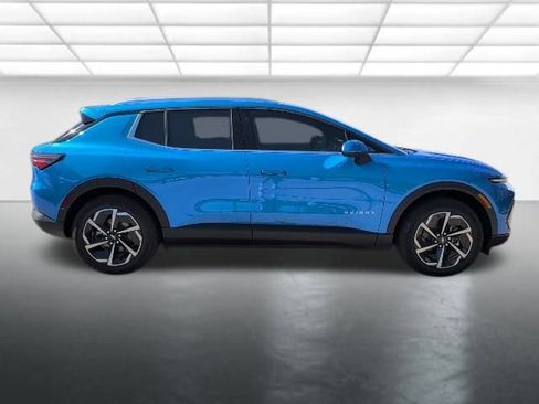 New 2026 Chevrolet Equinox EV LT AWD/4WD image 34
