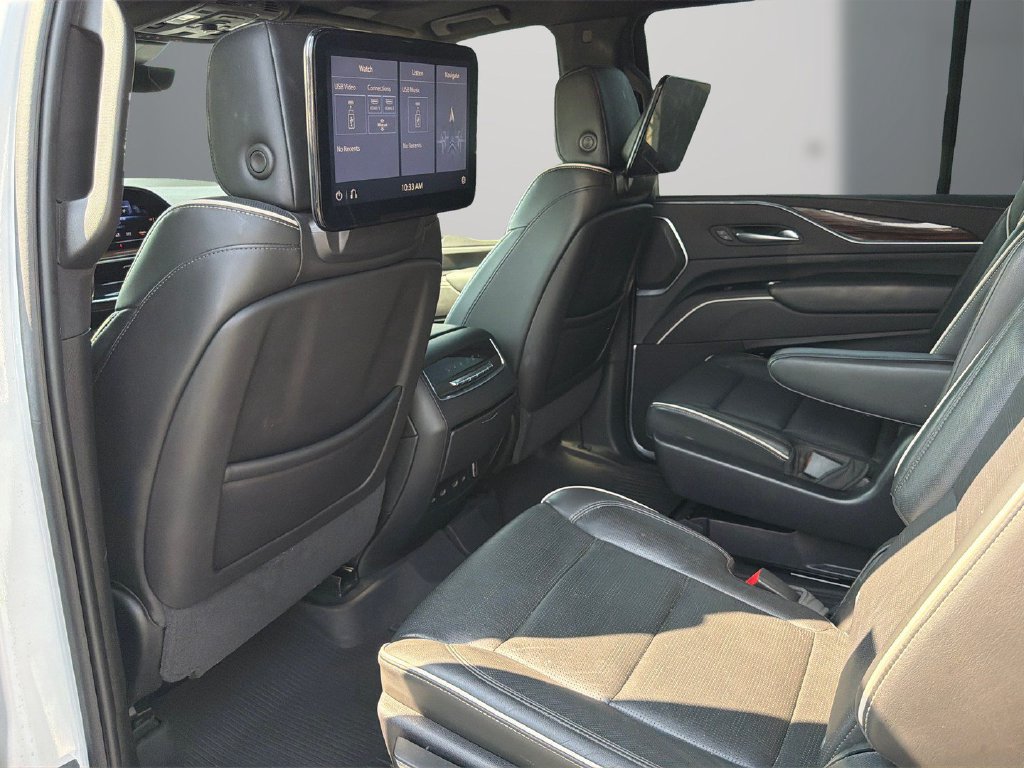 Used 2021 Cadillac Escalade ESV Premium Luxury AWD/4WD image 15