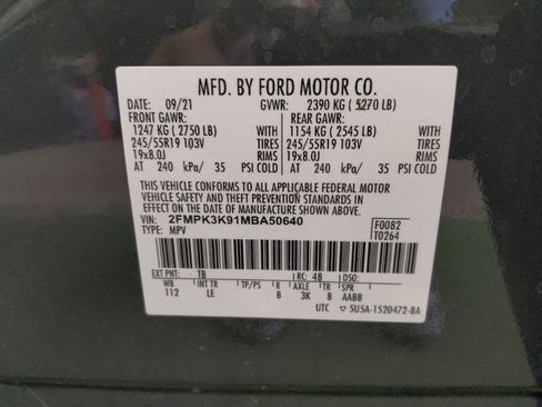 Used 2021 Ford Edge Titanium w/ Cargo Accessory Package FWD image 33